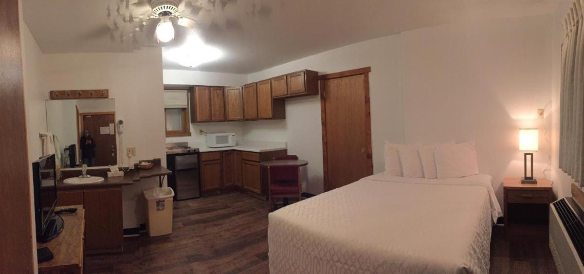 The Sturgis Motel Εξωτερικό φωτογραφία