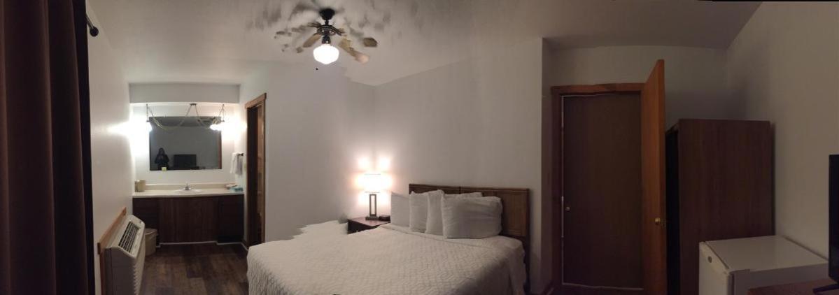 The Sturgis Motel Εξωτερικό φωτογραφία